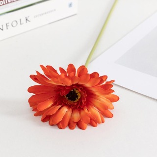 Egyetlen szimulált mesterséges gerbera selyemvirág