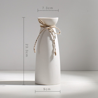 Vase de présentation de compositions florales en céramique