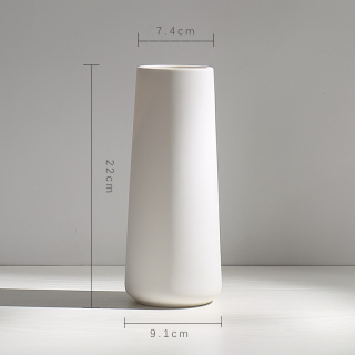 Vase de présentation de compositions florales en céramique