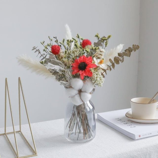 dried flower bouquet