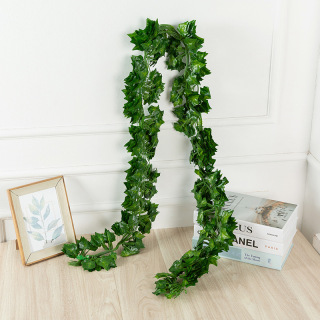 Simulated Pothos Vine