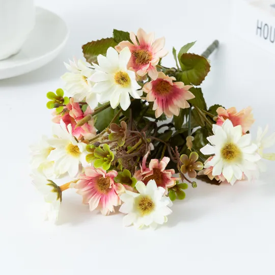 Petit bouquet de chrysanthèmes en soie artificielle