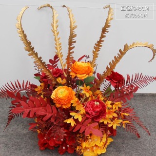 Decorazione con palline di fiori artificiali