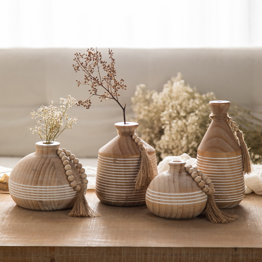 Fából készült váza díszek