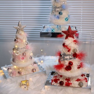 Fiori stabilizzati per l'albero di Natale: l'eleganza delle vacanze