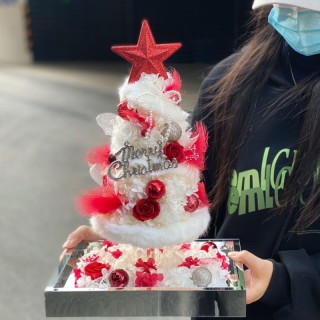 Fiori stabilizzati per l'albero di Natale: l'eleganza delle vacanze