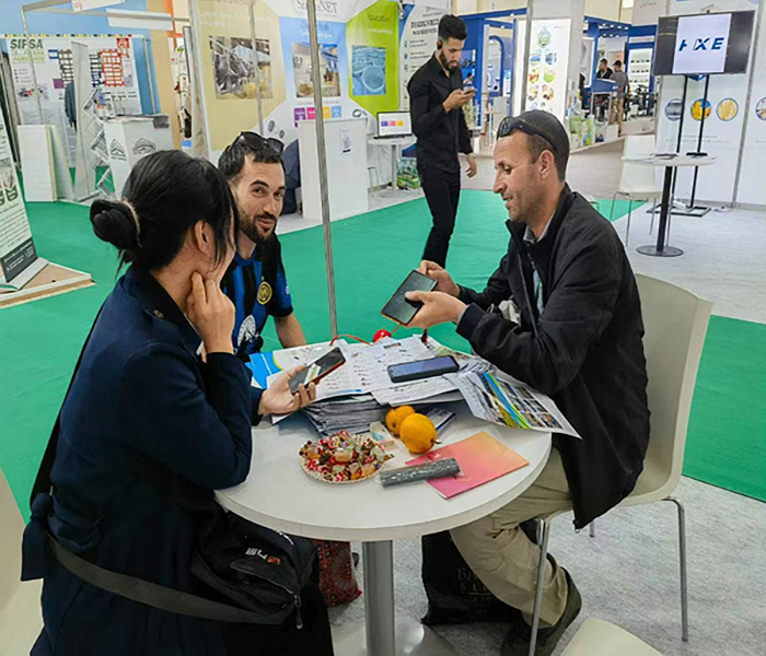 Customers visiting our agricultural irrigation product nozzles at the exhibition