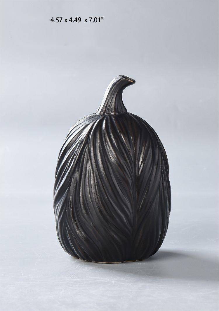 Black ceramic pumpkin