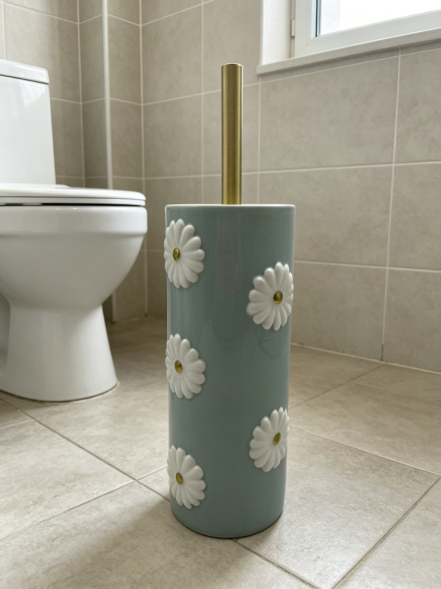 Morandi Green 3D Embossed Daisy Ceramic Toilet Brush Set, Luxury Gold Handle Bathroom Cleaning Holder
