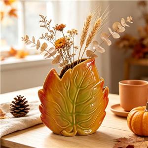 Autumn Leaf Shaped Ceramic Vase, Gradient Glazed Fall Maple Leaf Vase