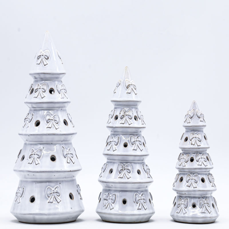 Vintage White Ceramic Christmas Tree Figurine with Embossed Bows & Hollow Cutouts, Holiday Tabletop Decor Set