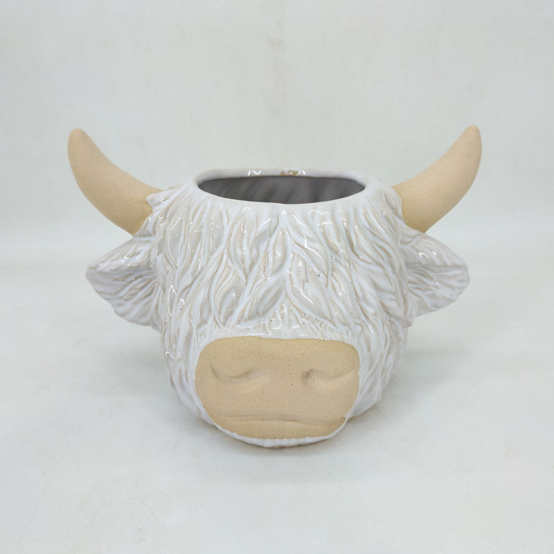 Highland Cow Head Shaped Ceramic Planter, Embossed Fur Texture Succulent Plant Pot