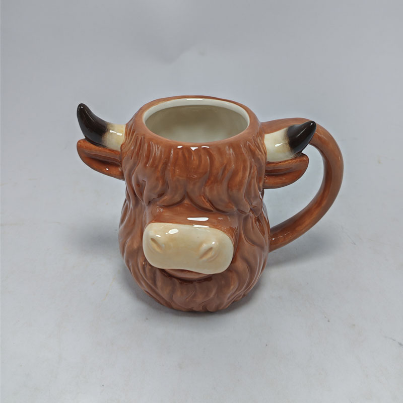 3D Brown Ceramic Highland Cow Head Mug, Embossed Fluffy Fur Sculpted Coffee Cup, Farmhouse Novelty Drinkware