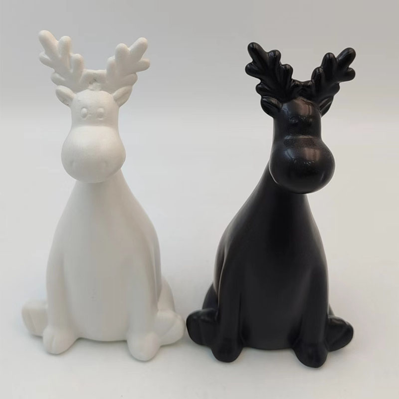 Minimalist Matte Sitting Reindeer Ceramic Figurine, Black & White Solid Color Christmas Decor (White / Black)