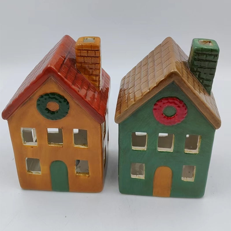 2Pcs Vintage Town Ceramic House Set, Orange House Red Roof & Green House Brown Roof Mini Houses, Whimsical Festive Fireplace Mantel Decor