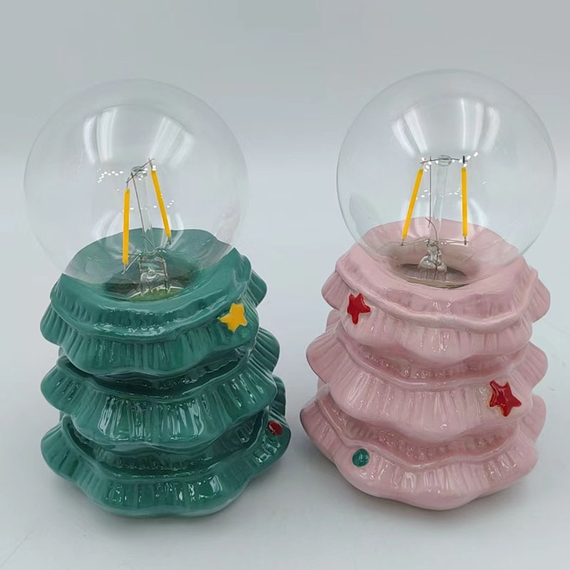 Wavy Layered Christmas Tree Ceramic Night Light, Star Decor Clear Bulb Atmosphere Lamp (Green / Pink)