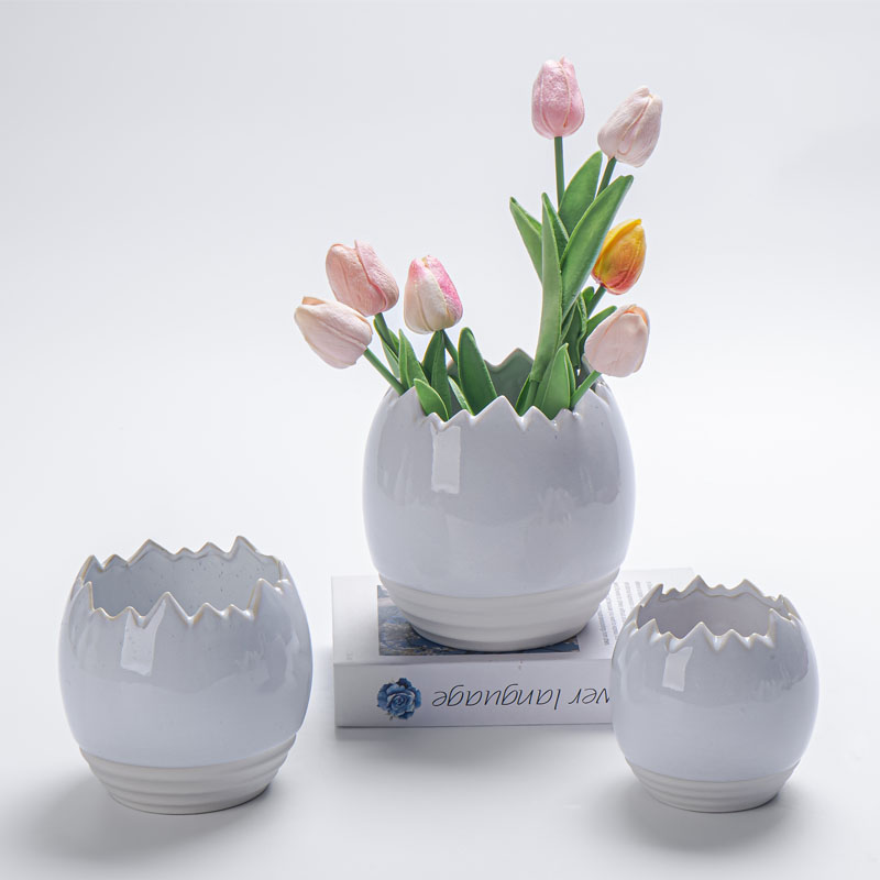 Cracked Egg White Ceramic Vase | Desktop Storage Jar | Minimalist Style | Artistic Gift