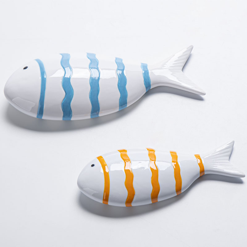 Wavy‑Stripe Ceramic Fish Ornament, Ocean‑Theme Coastal Home Decoration