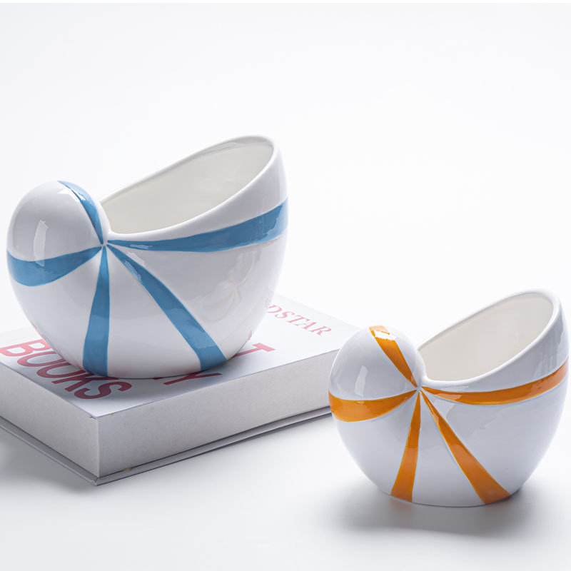 Dopamine Color Striped Conch Shaped Ceramic Vase, Blue & Orange Stripe