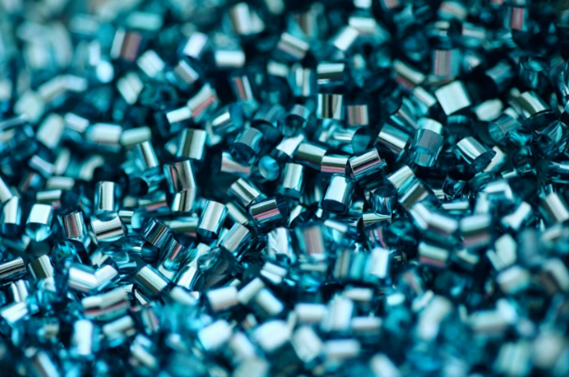Care sunt exact diferențele dintre aceste materiale plastice comune: PE, PP, PVC, ABS și PC? (1)