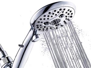 Ручной душ – универсальный и удобный аксессуар для ванной комнаты.