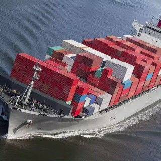 Verzending van China naar Japan per zeelucht