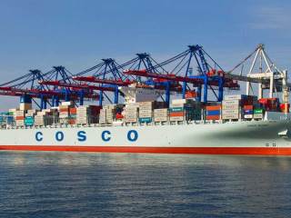 Η COSCO επεκτείνει τον στόλο της και παραγγέλνει 8 πλοία Νιούκαστλ Μέγ