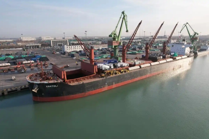 The world's first China Europe Arctic Express has successfully completed its maiden voyage