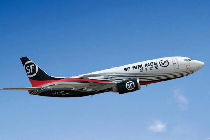 Do international air transit goods need to be re declared for customs clearance