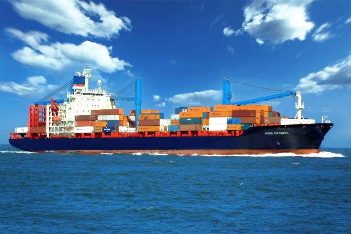 International sea freight rental and premium double skyrocketed: 770000 daily rent+3% premium