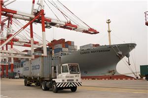 Shipping from China to Japan