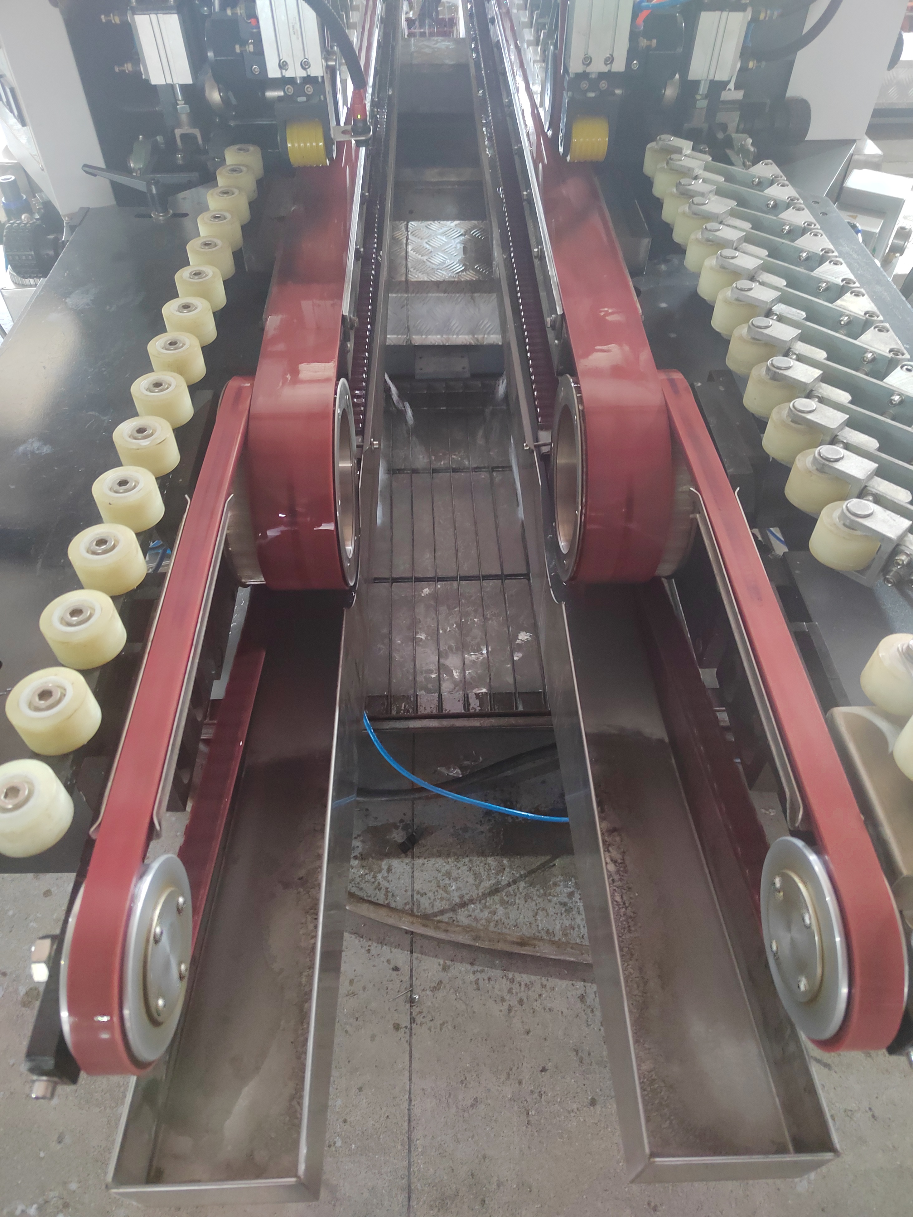 DSM2050 Glass Double Edging Machine (20 Wheels, 5000 Mm)