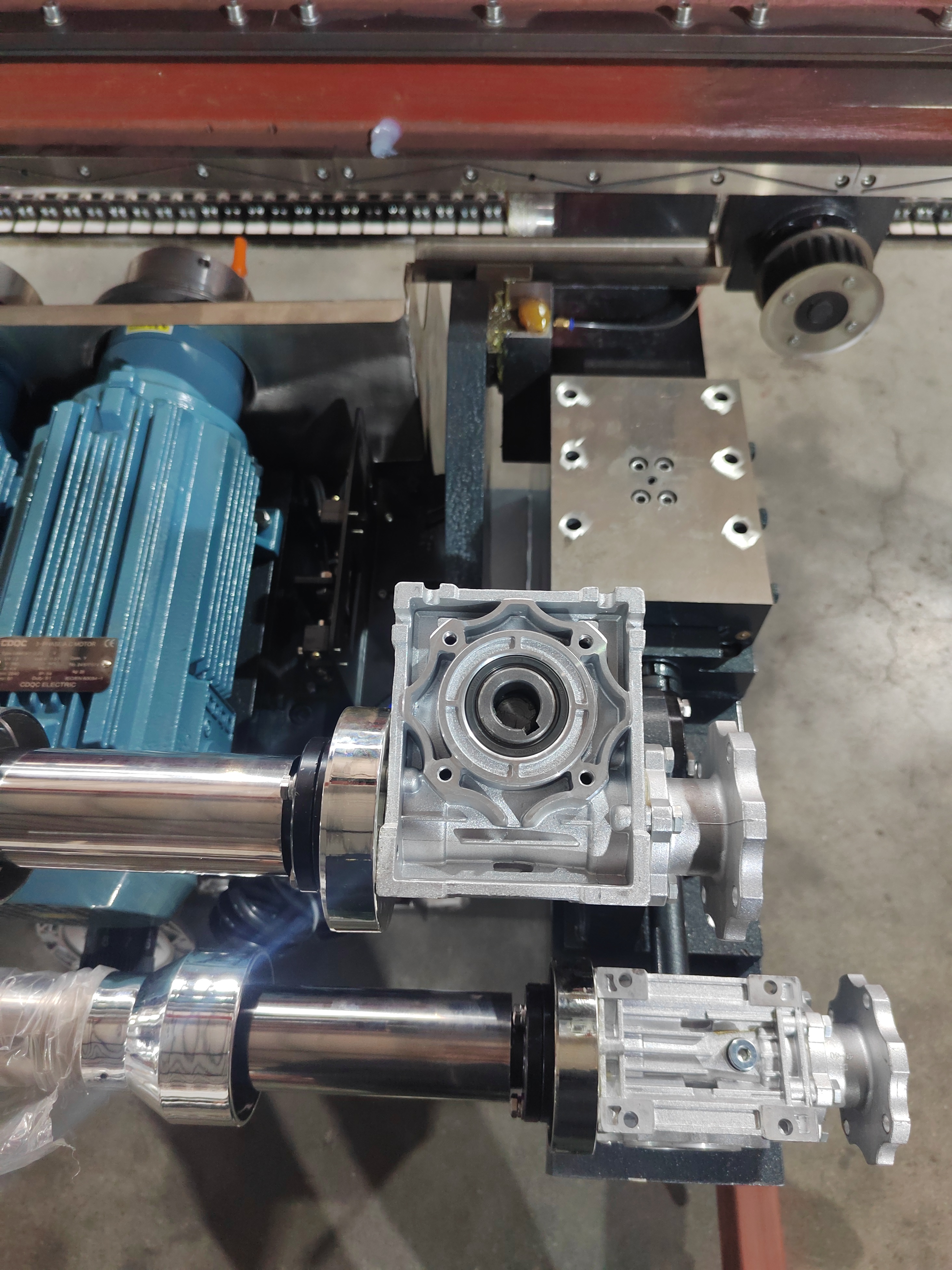 DXM361 Glass Beveling Machine（10 Spindles)