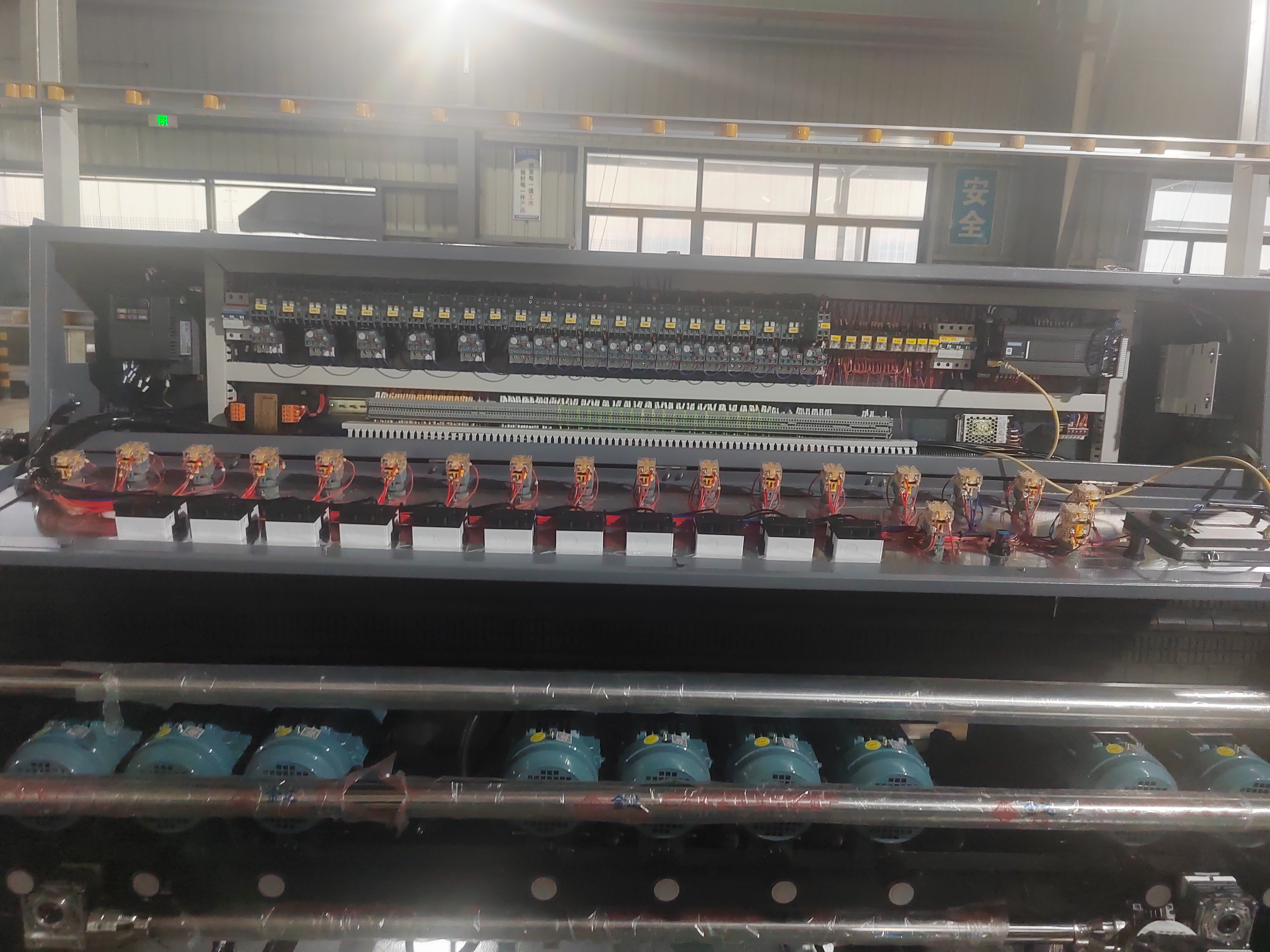 DXM361 Glass Beveling Machine（10 Spindles)