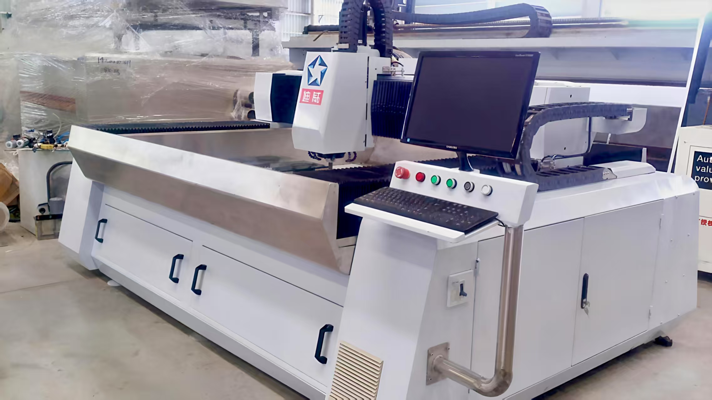 DZX1210 CNC Glass Working Center (1200X1000)