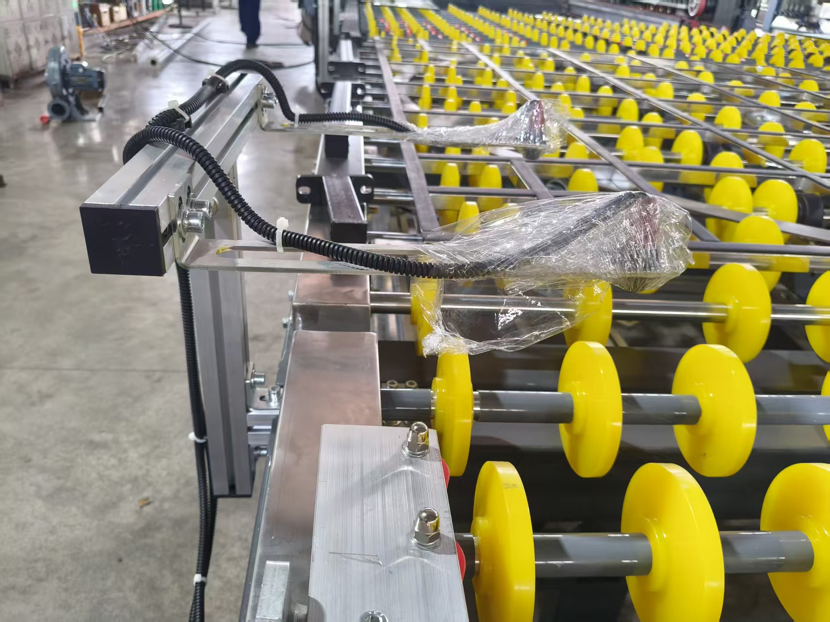 DZT4225 Glass Transfer Table