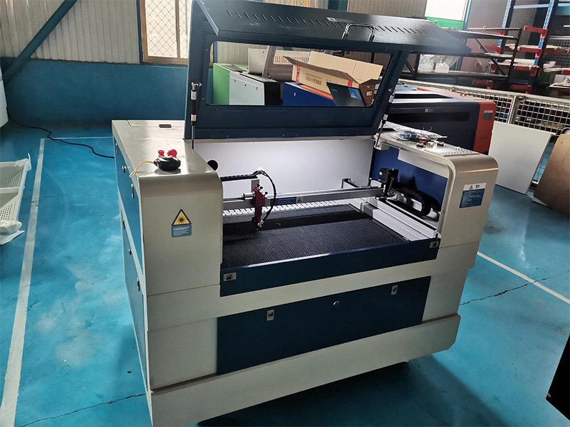 Laser Cutting Machine