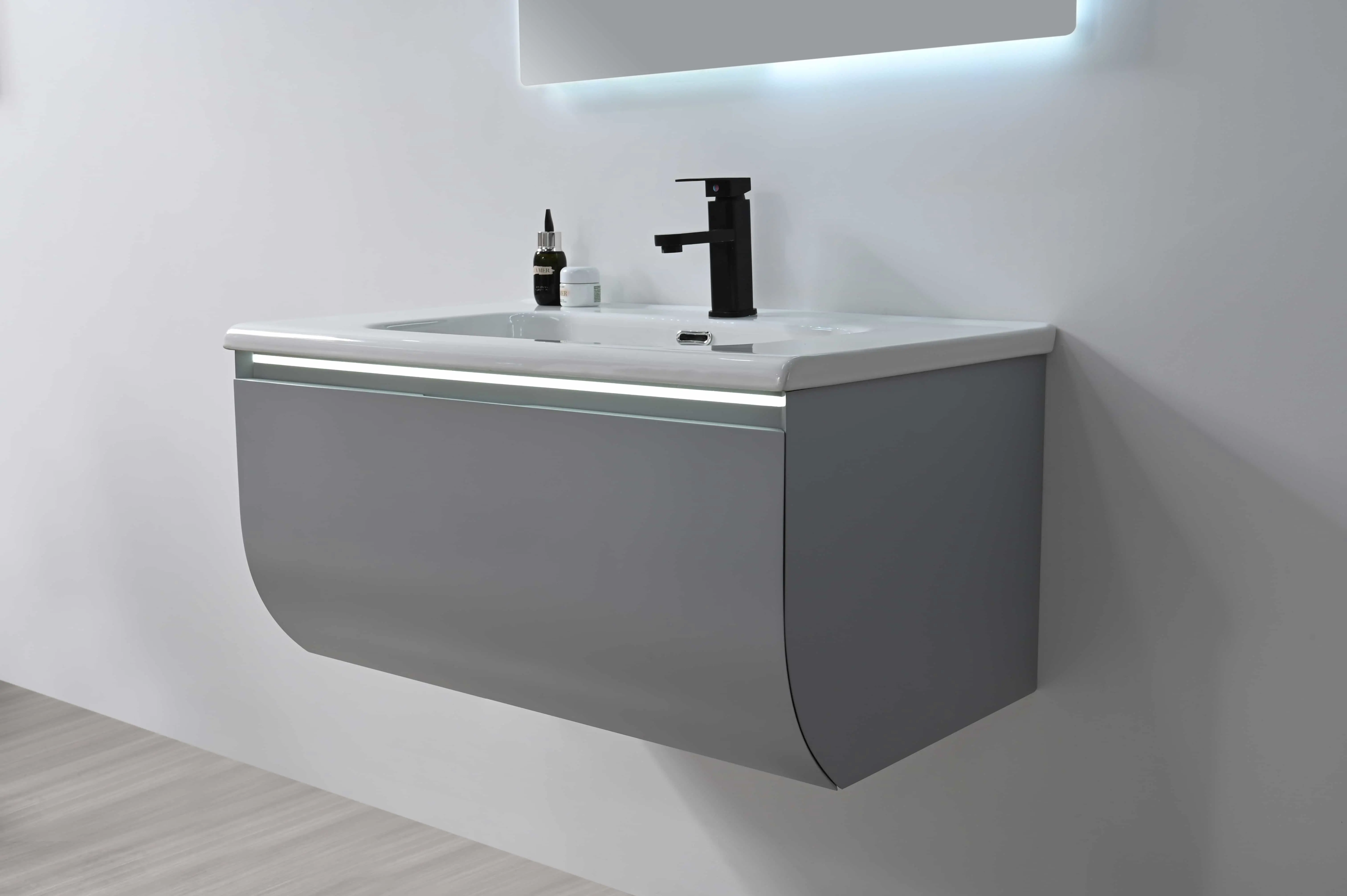 Modern PVC Bathroom Vanity with LED Mirror (V6070)