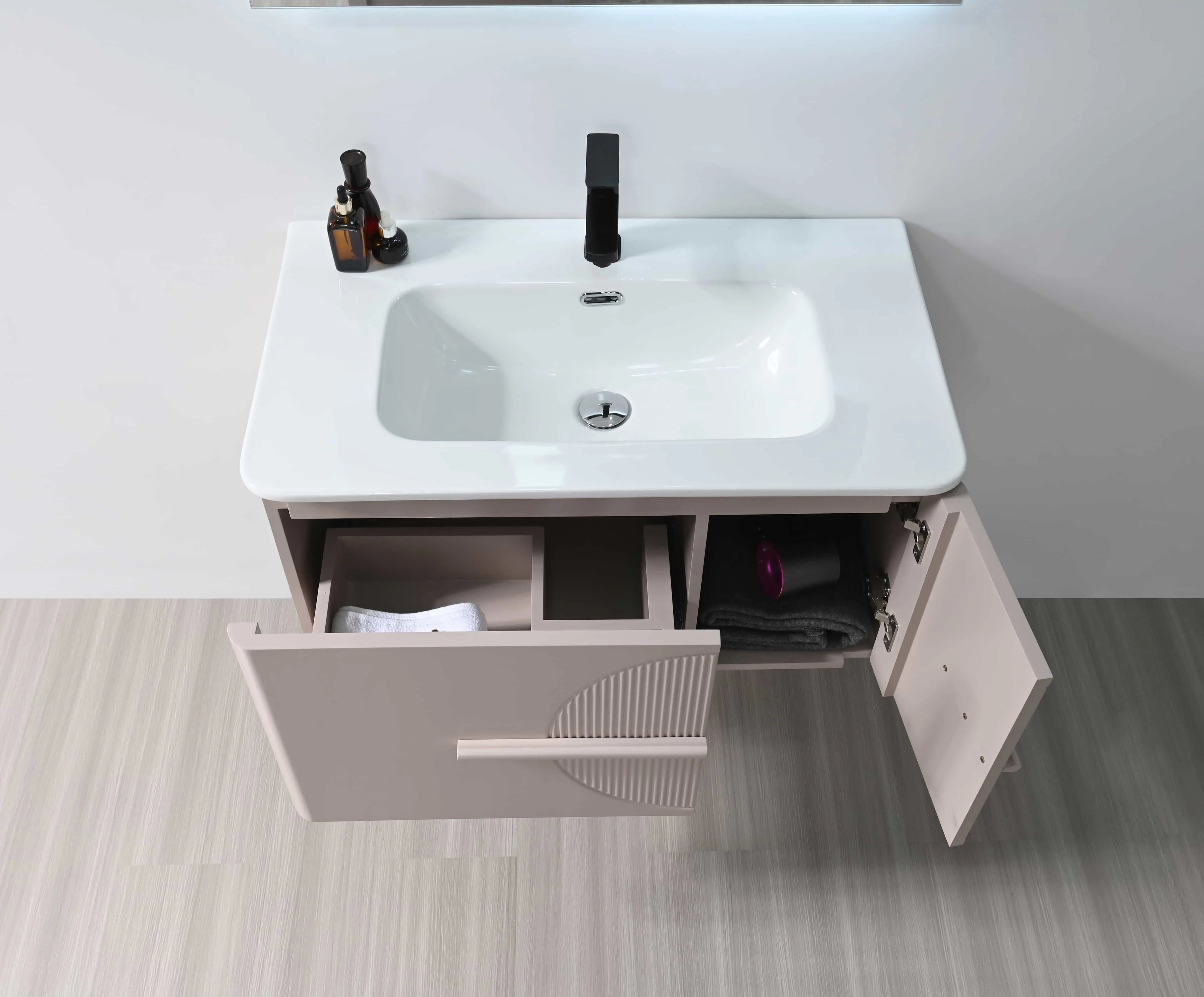 Acquista Mobiletto da bagno in PVC di alta qualità con specchio LED e funzione antiappannamento,Mobiletto da bagno in PVC di alta qualità con specchio LED e funzione antiappannamento prezzi,Mobiletto da bagno in PVC di alta qualità con specchio LED e funzione antiappannamento marche,Mobiletto da bagno in PVC di alta qualità con specchio LED e funzione antiappannamento Produttori,Mobiletto da bagno in PVC di alta qualità con specchio LED e funzione antiappannamento Citazioni,Mobiletto da bagno in PVC di alta qualità con specchio LED e funzione antiappannamento  l'azienda,