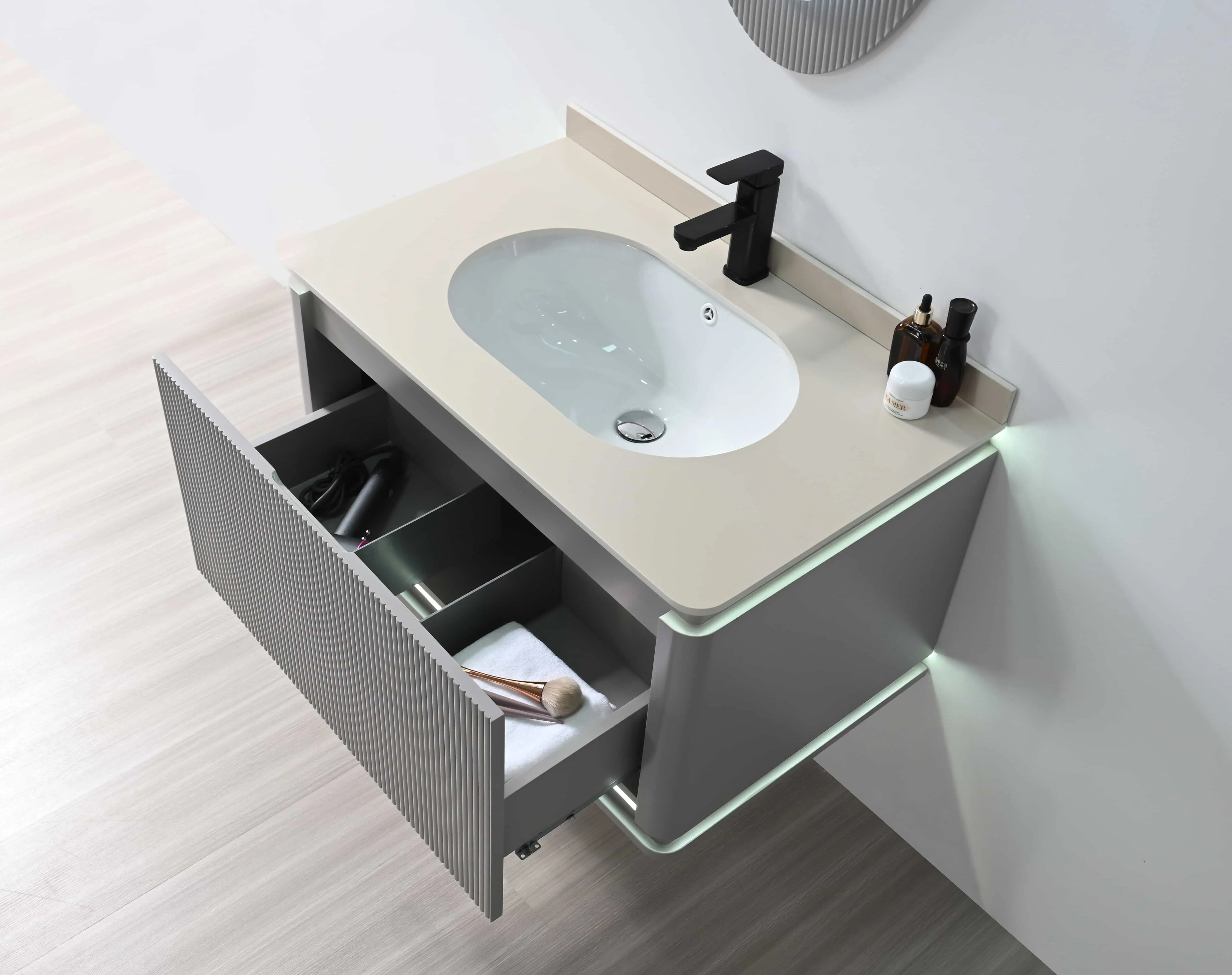 Stylish Bathroom Vanity Unit with LED Mirror and Soft-Close Drawer V6081