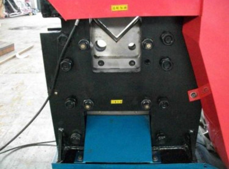 Máquina hidráulica de corte e perfuração cnc