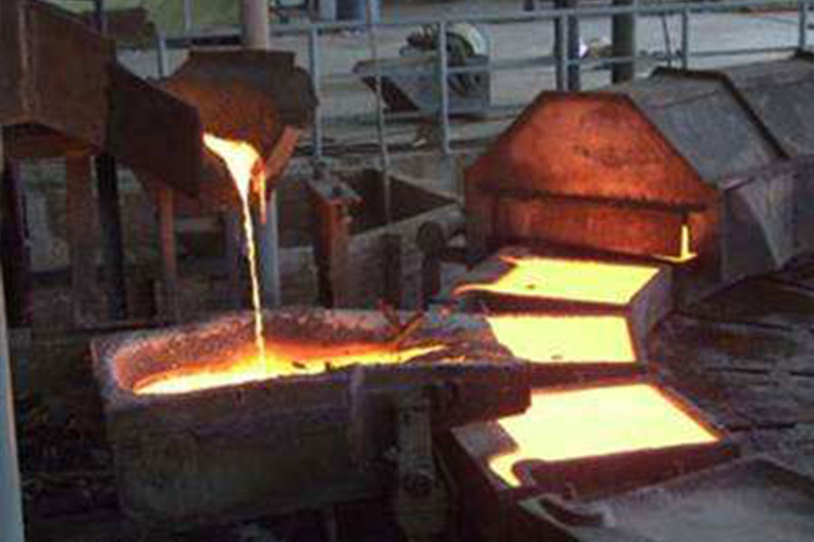 Does the use of a copper melting furnace require special training or skills?