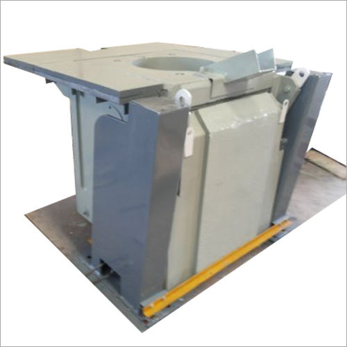 How to operate copper melting furnace safely?