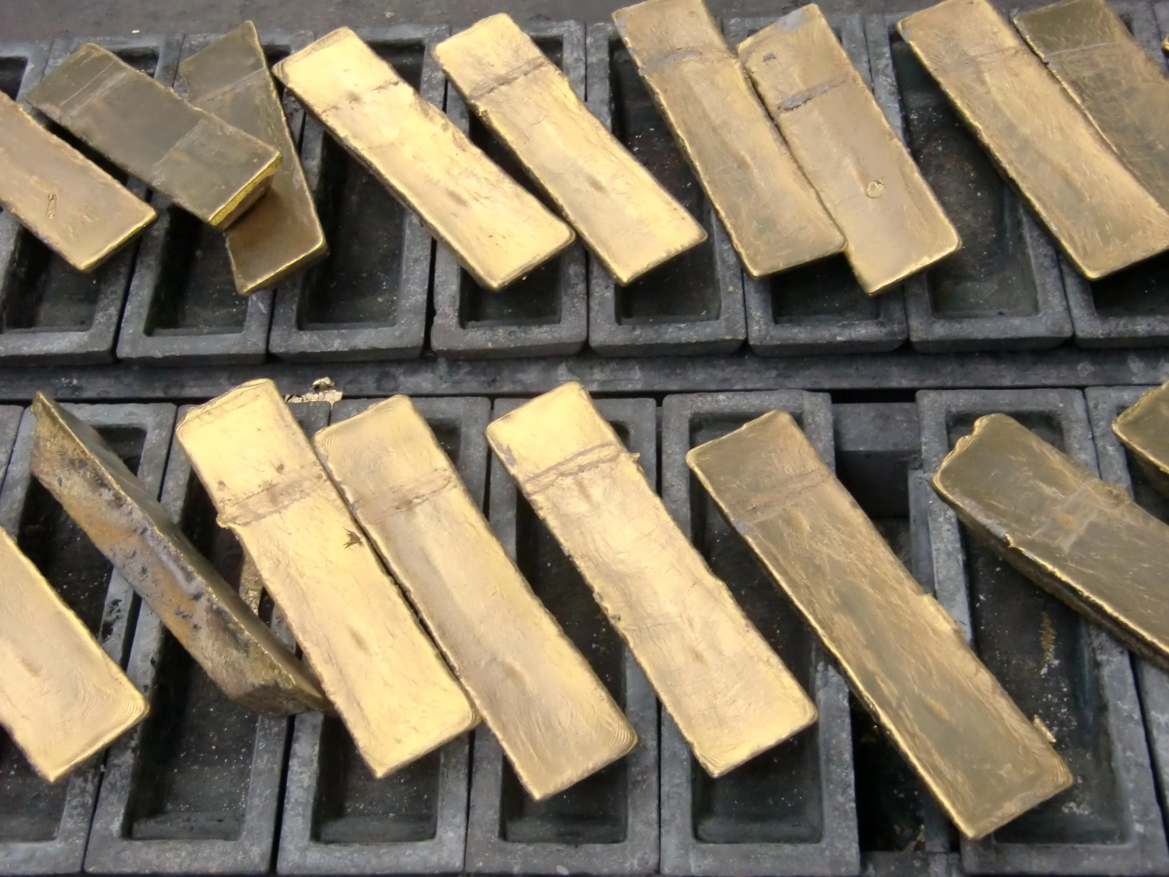 Revolutionize Your Faucet Manufacturing with the Copper Ingot Casting Line for Faucet Production