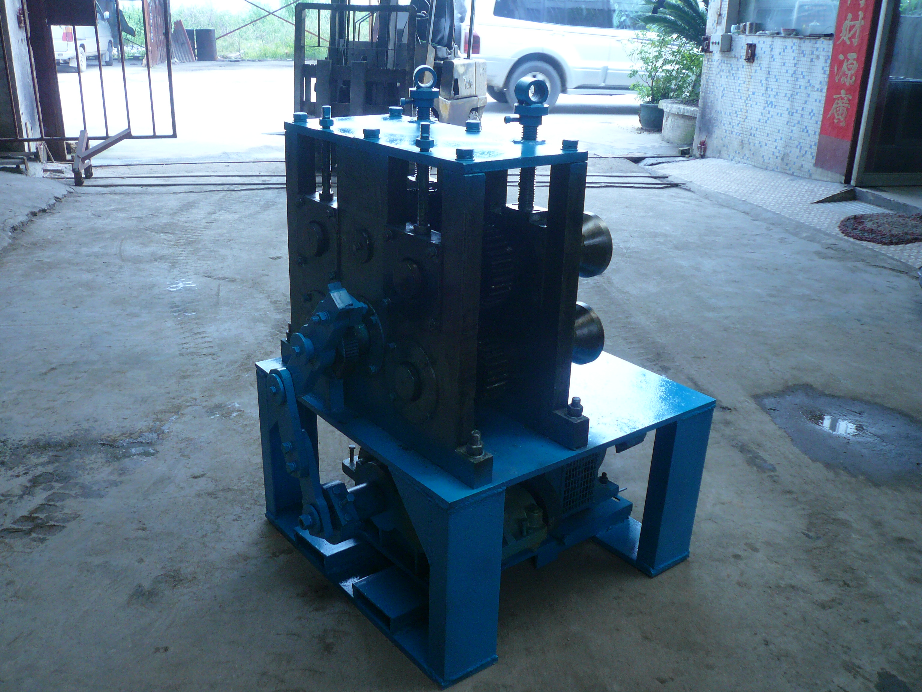 Vertical type 4roller casting machine