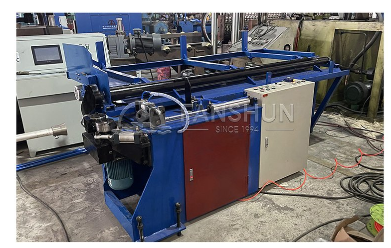 Automatic feeding machine