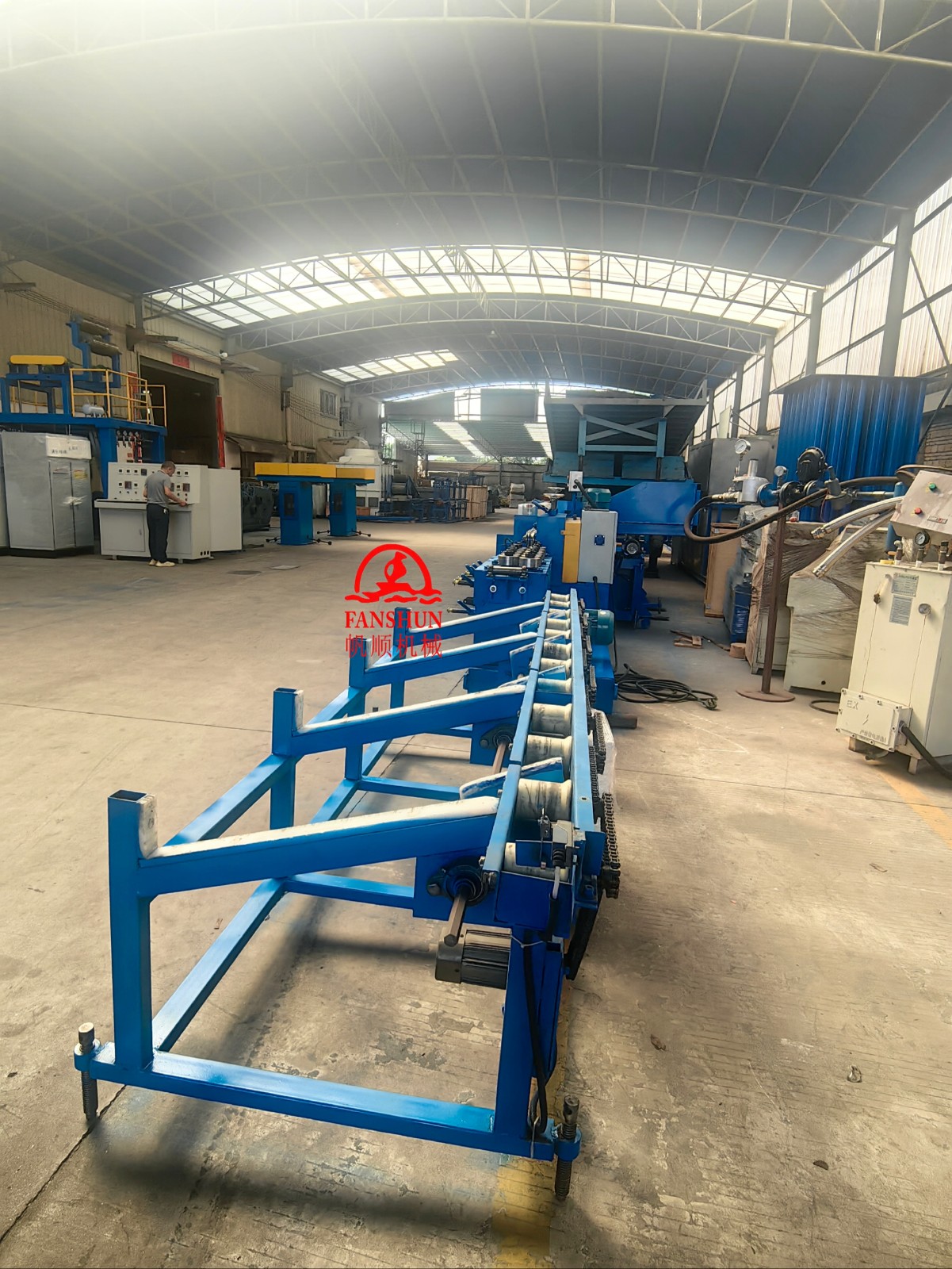 Round Bar Straightening Machine