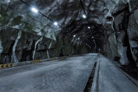 Kakšno vlogo ima lahko Rock Drill pri gradnji predorov?