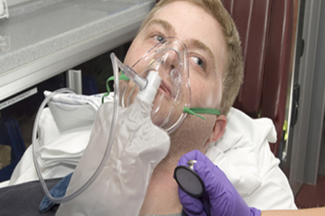 Cómo utilizar rápidamente un cilindro de oxígeno en caso de emergencia