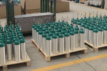 Integração de cilindros de oxigênio e equipamentos médicos domésticos